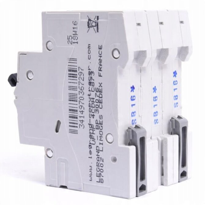 RX3 WYŁĄCZNIK NADPRĄDOWY B 16A 3P 3M 6KA 419169 - obrazek 4