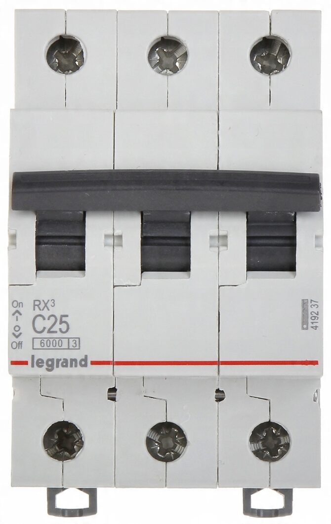 RX3 WYŁĄCZNIK NADPRĄDOWY C 25A 3P 3M 6KA 419237 - obrazek 4
