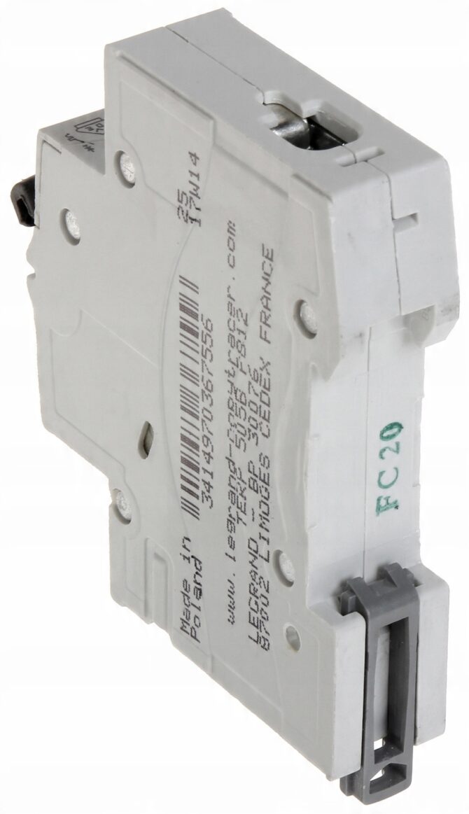 RX3 WYŁĄCZNIK NADPRĄDOWY C 20A 1P 1M 6KA 419203 - obrazek 4
