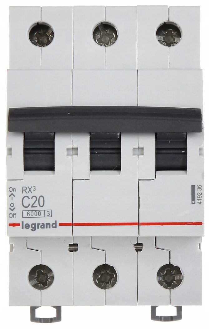 RX3 WYŁĄCZNIK NADPRĄDOWY C 20A 3P 3M 6KA 419236